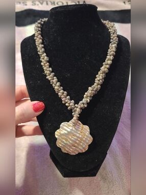 Chunky Shell Statement Necklace